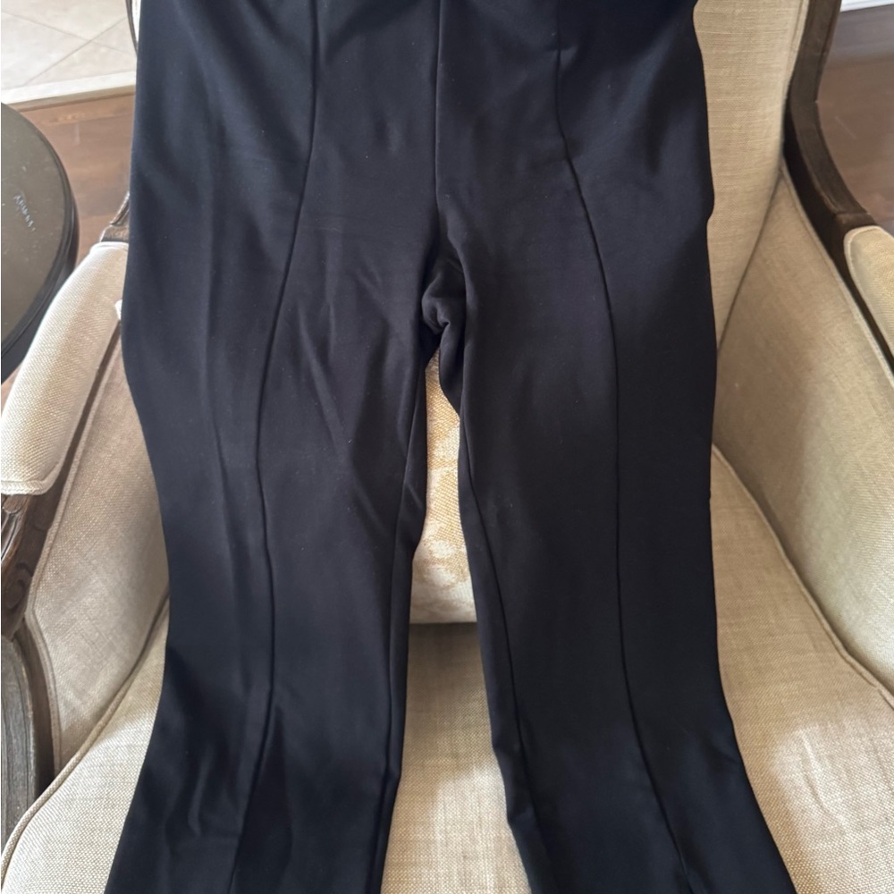 Women’s black pants